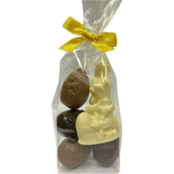 Paasmix zakje met chocolade eitjes en figuurtjes